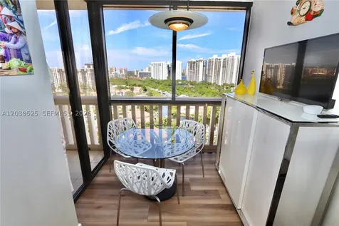 1000 Island Boulevard Aventura FL 33160