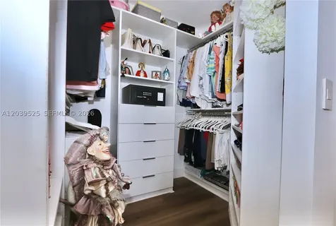 1000 Island Boulevard Aventura FL 33160