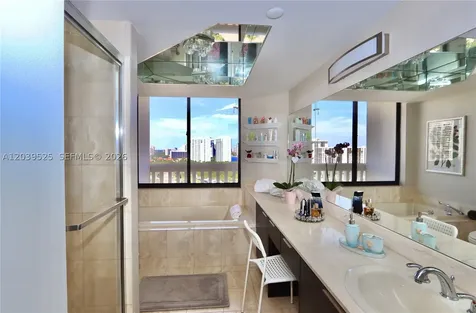 1000 Island Boulevard Aventura FL 33160