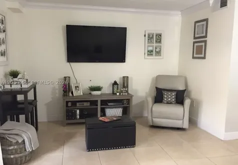 14005 SW 67th Terrace Miami FL 33183