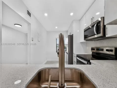 11358 Taft Street Pembroke Pines FL 33026
