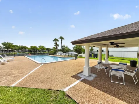 11358 Taft Street Pembroke Pines FL 33026