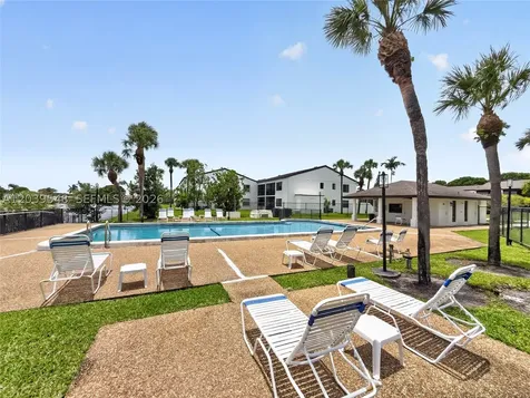 11358 Taft Street Pembroke Pines FL 33026