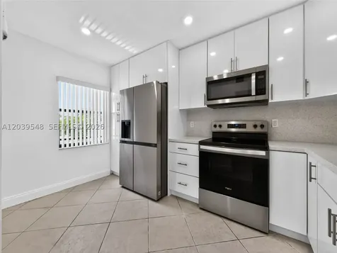 11358 Taft Street Pembroke Pines FL 33026