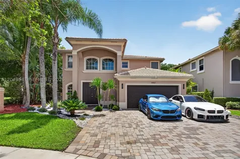 4907 Cypress Way Coconut Creek FL 33073