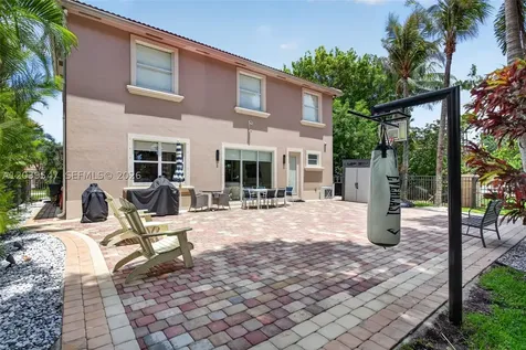4907 Cypress Way Coconut Creek FL 33073