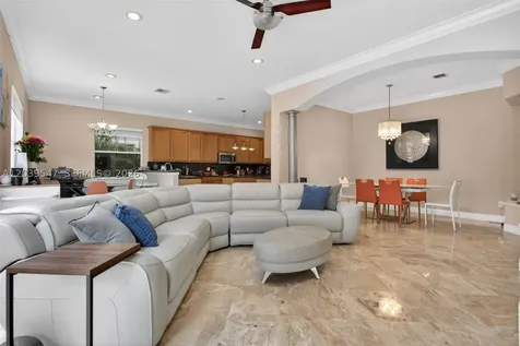 4907 Cypress Way Coconut Creek FL 33073