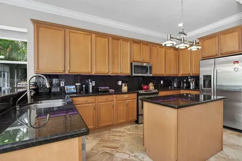 4907 Cypress Way Coconut Creek FL 33073