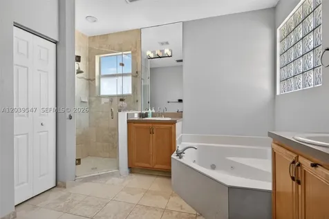 4907 Cypress Way Coconut Creek FL 33073