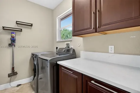 4907 Cypress Way Coconut Creek FL 33073