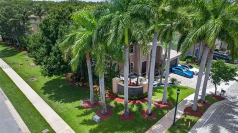 4907 Cypress Way Coconut Creek FL 33073