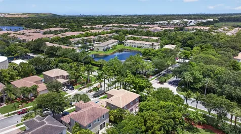 4907 Cypress Way Coconut Creek FL 33073