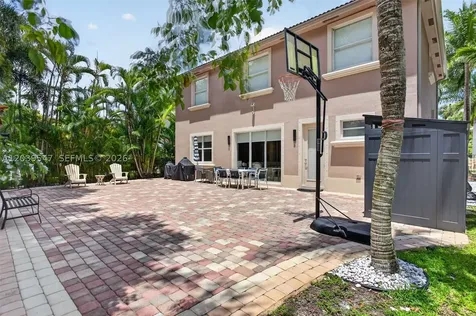 4907 Cypress Way Coconut Creek FL 33073