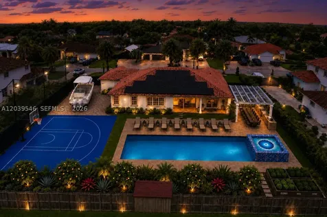 12922 SW 221 Street Miami FL 33170