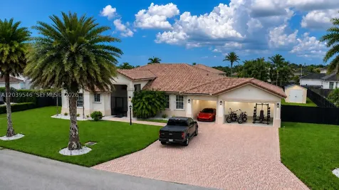 12922 SW 221 Street Miami FL 33170