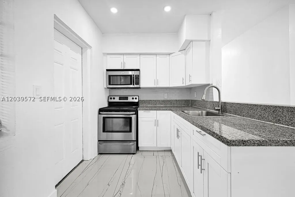 North Miami Beach FL 33162