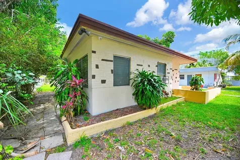 North Miami Beach FL 33162