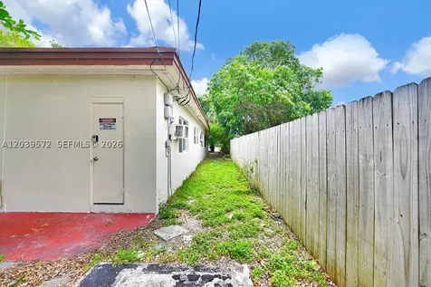 North Miami Beach FL 33162