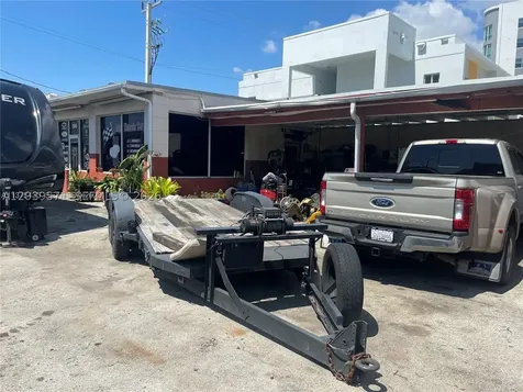 2045 NW 36th Street Miami FL 33142