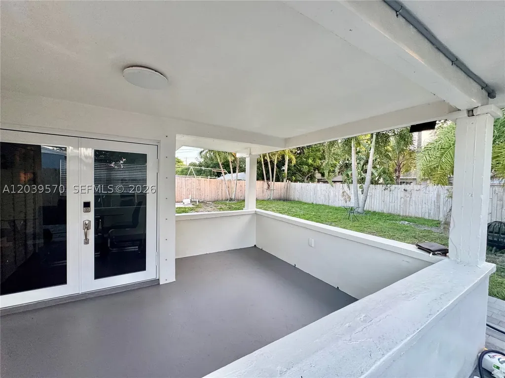 3010 N 73rd Avenue Hollywood FL 33024