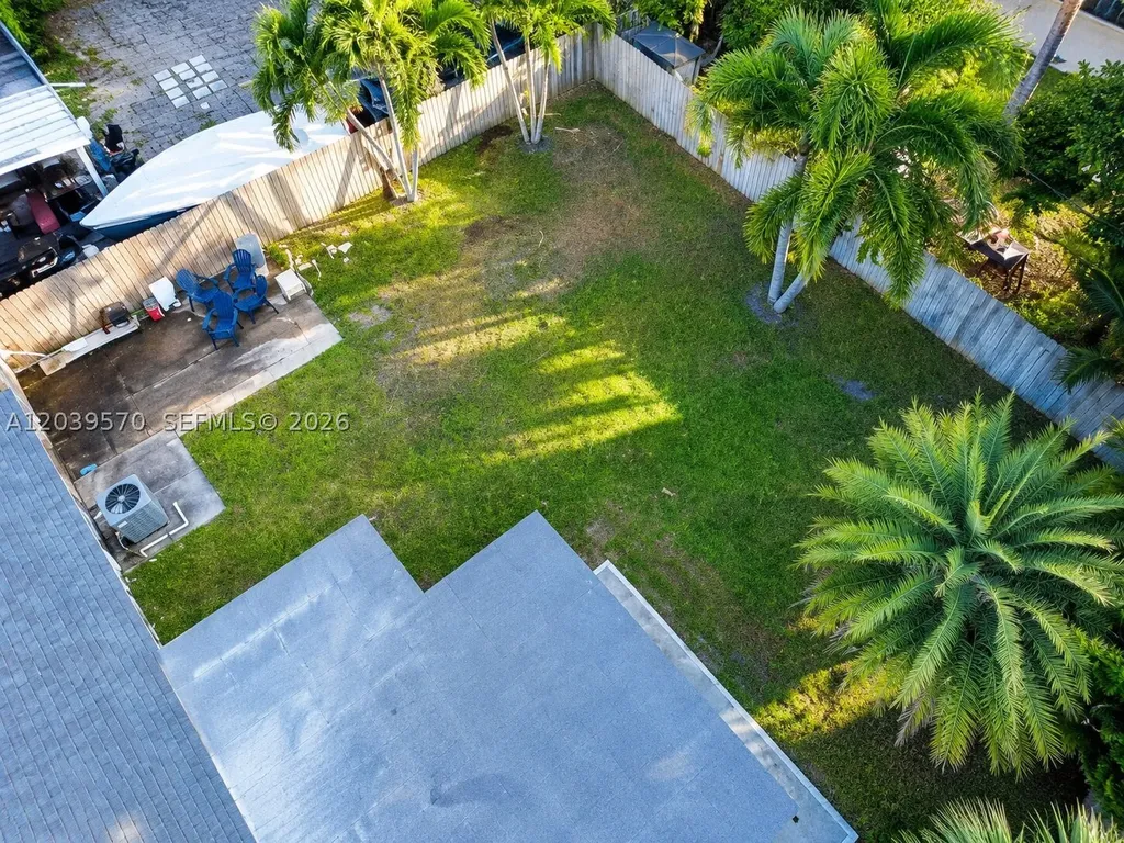 3010 N 73rd Avenue Hollywood FL 33024