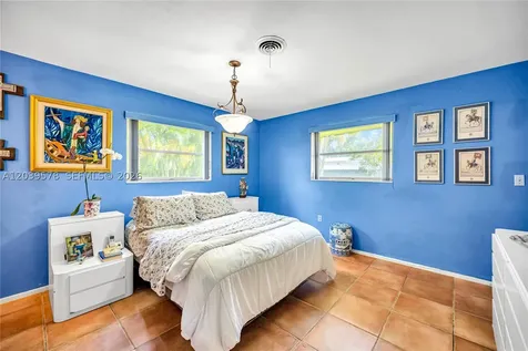 8701 SW 87th Court Miami FL 33173