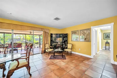8701 SW 87th Court Miami FL 33173