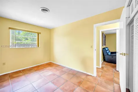 8701 SW 87th Court Miami FL 33173