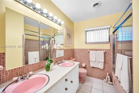 8701 SW 87th Court Miami FL 33173