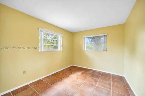 8701 SW 87th Court Miami FL 33173