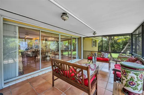 8701 SW 87th Court Miami FL 33173