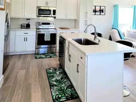 554 Gordon Circle Key Largo FL 33037