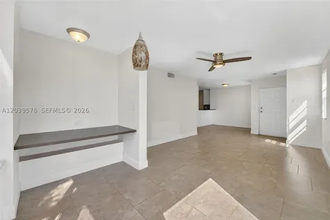 2841 N Oakland Forest Drive Oakland Park FL 33309