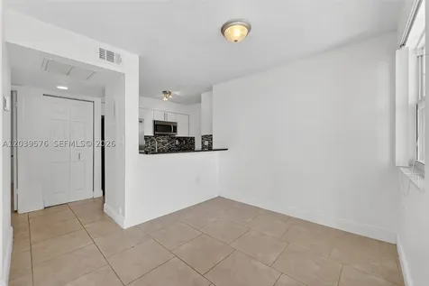 2841 N Oakland Forest Drive Oakland Park FL 33309