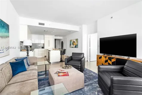 88 SW 7th Street Miami FL 33130