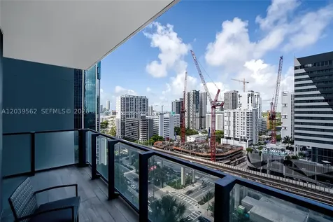 88 SW 7th Street Miami FL 33130