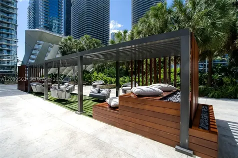 88 SW 7th Street Miami FL 33130