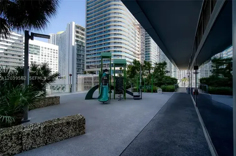 88 SW 7th Street Miami FL 33130