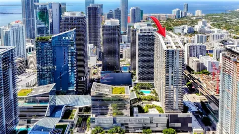 88 SW 7th Street Miami FL 33130