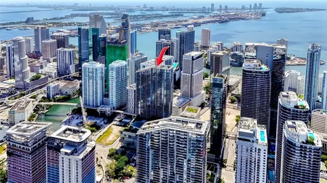 88 SW 7th Street Miami FL 33130