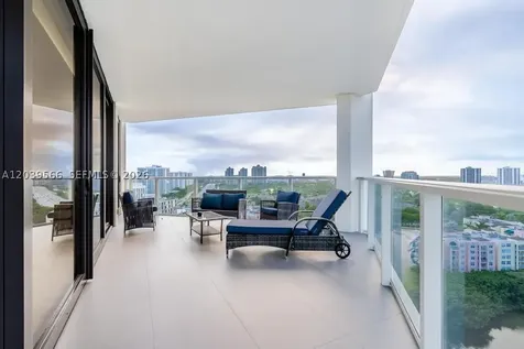 19500 Turnberry Way Aventura FL 33180