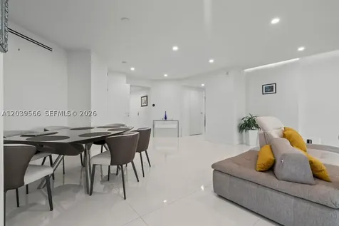 19500 Turnberry Way Aventura FL 33180