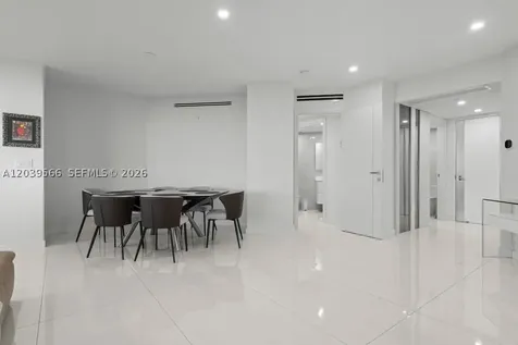 19500 Turnberry Way Aventura FL 33180