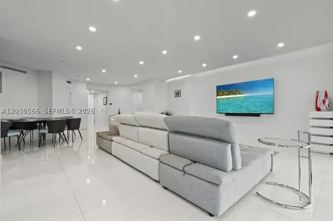 19500 Turnberry Way Aventura FL 33180
