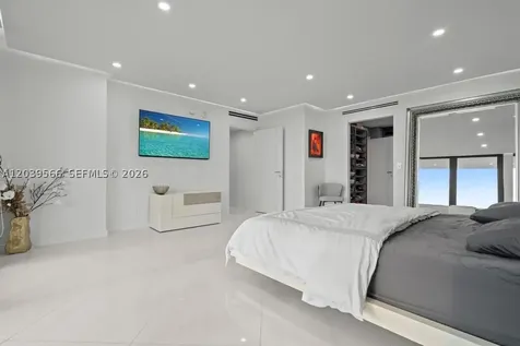 19500 Turnberry Way Aventura FL 33180