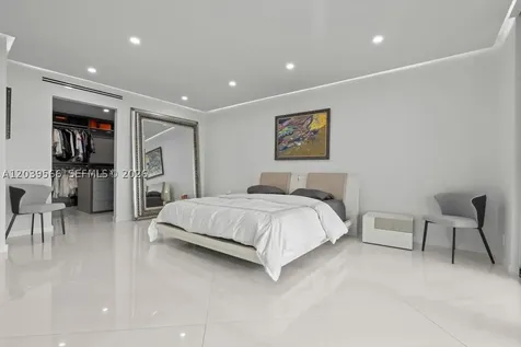 19500 Turnberry Way Aventura FL 33180