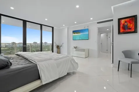 19500 Turnberry Way Aventura FL 33180