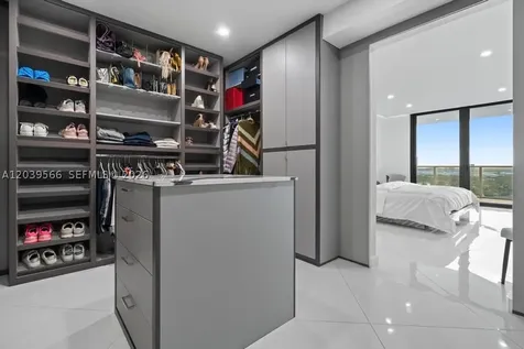 19500 Turnberry Way Aventura FL 33180