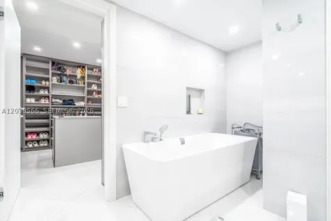 19500 Turnberry Way Aventura FL 33180