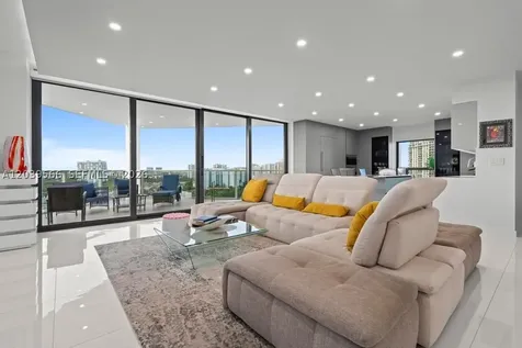 19500 Turnberry Way Aventura FL 33180